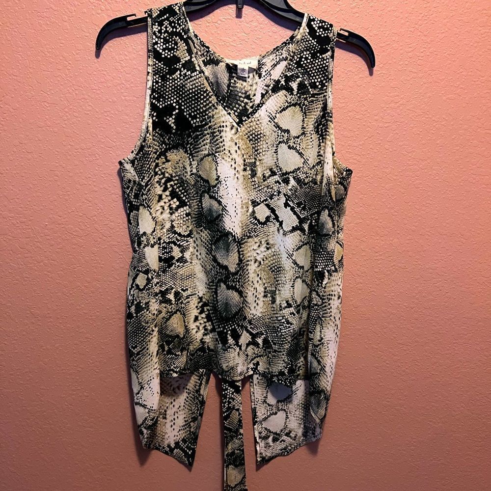 Sandy and Sid snake skin style blouse